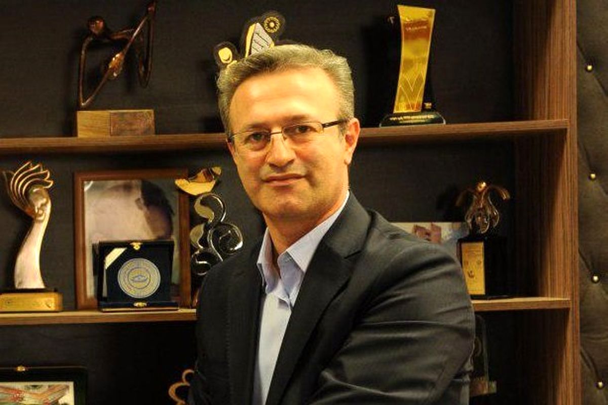 دولت در مواجهه با کرونا احساسی عمل نکند