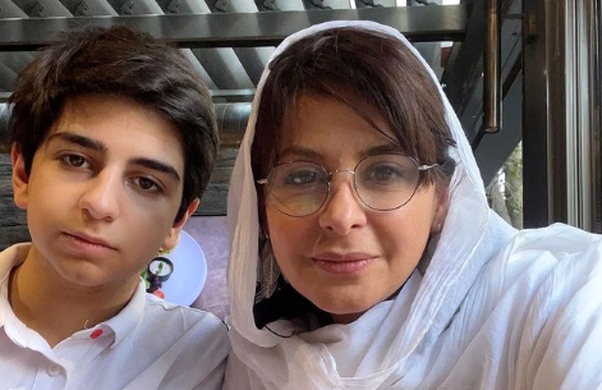 تیپ سفید سیما تیرانداز و پسرش + عکس