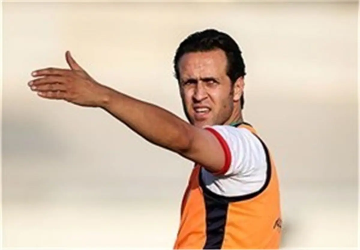 کریمی روی نیمکت خونه‌ به‌ خونه نمی‌نشیند