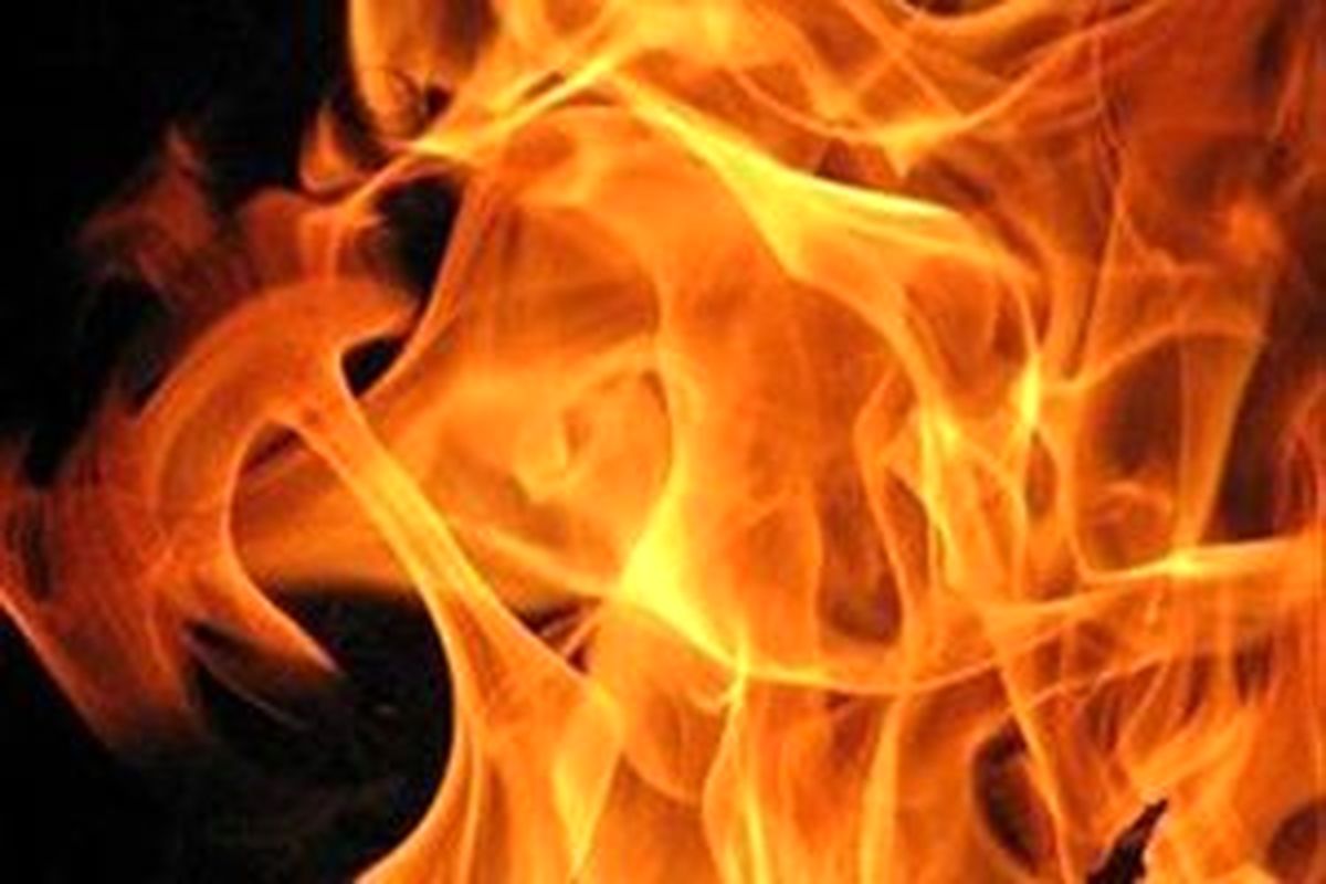 حریق در یک مرکز خرید در سن‌پترزبورگ روسیه 