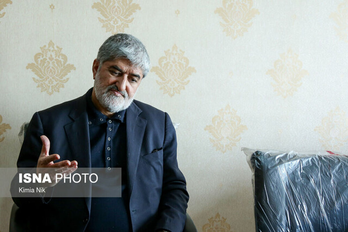 نظر « علی مطهری» درباره پوشش بازیگران زن در خارج