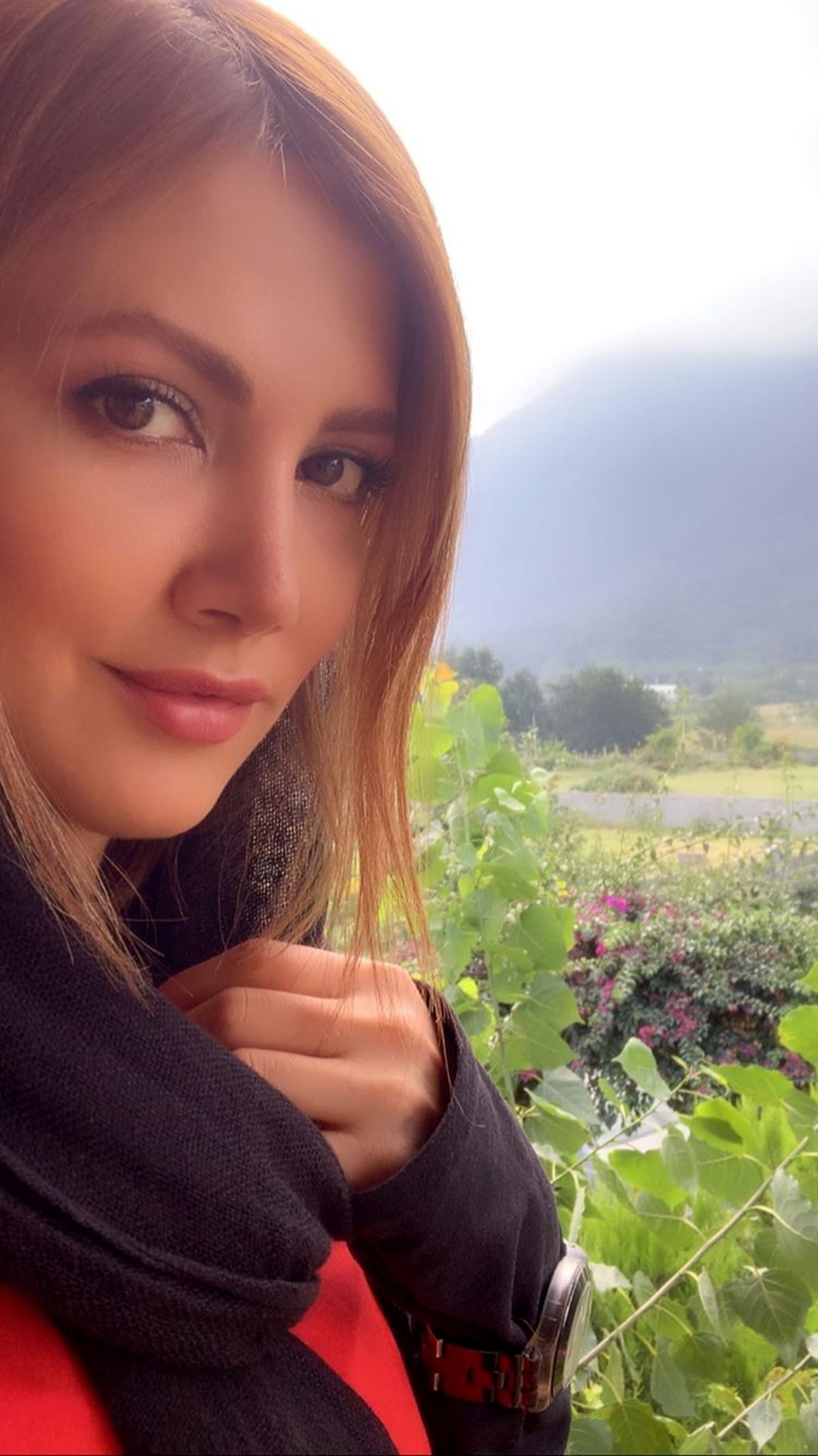 سمیرا حسینی در طبیعت زیبای شمال + عکس