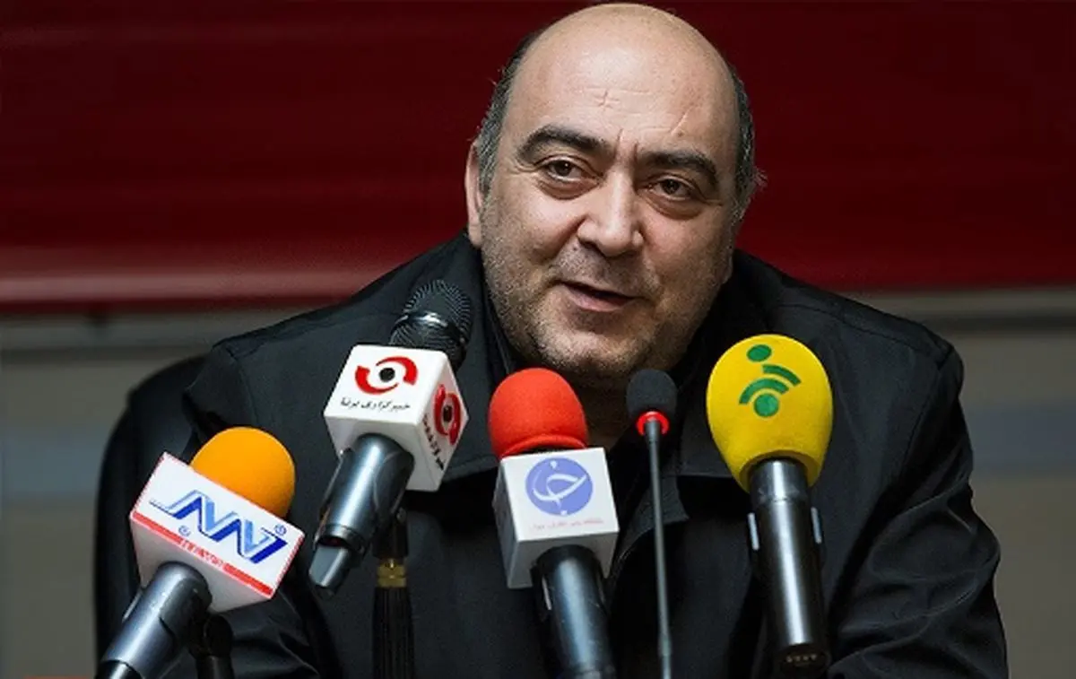 برای شرکت در مزایده پرسپولیس، فرم گرفته‌ام