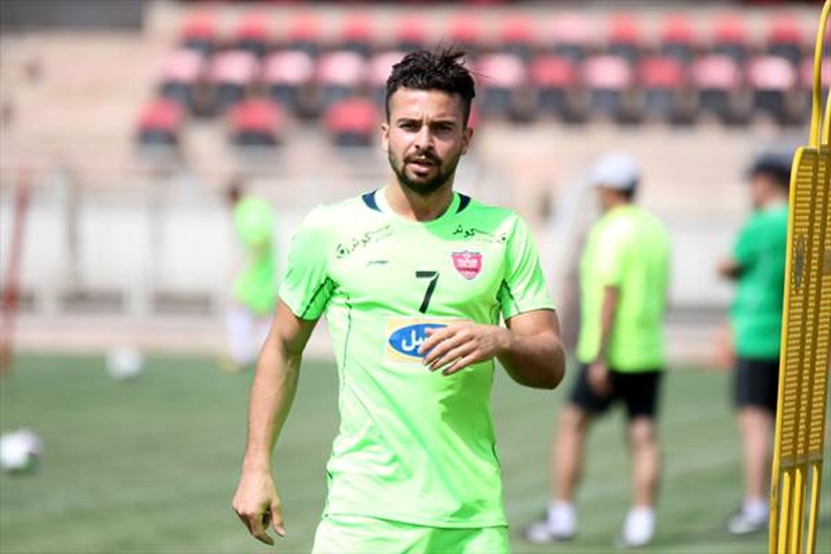 استقبال ویژه از هافبک جدید پرسپولیس!
