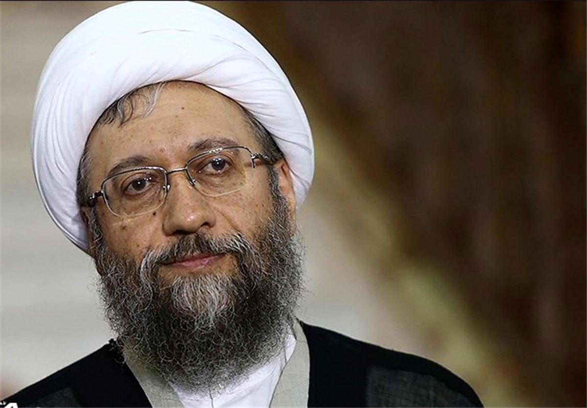 آملی لاریجانی اعدام شیخ نمر را محکوم کرد