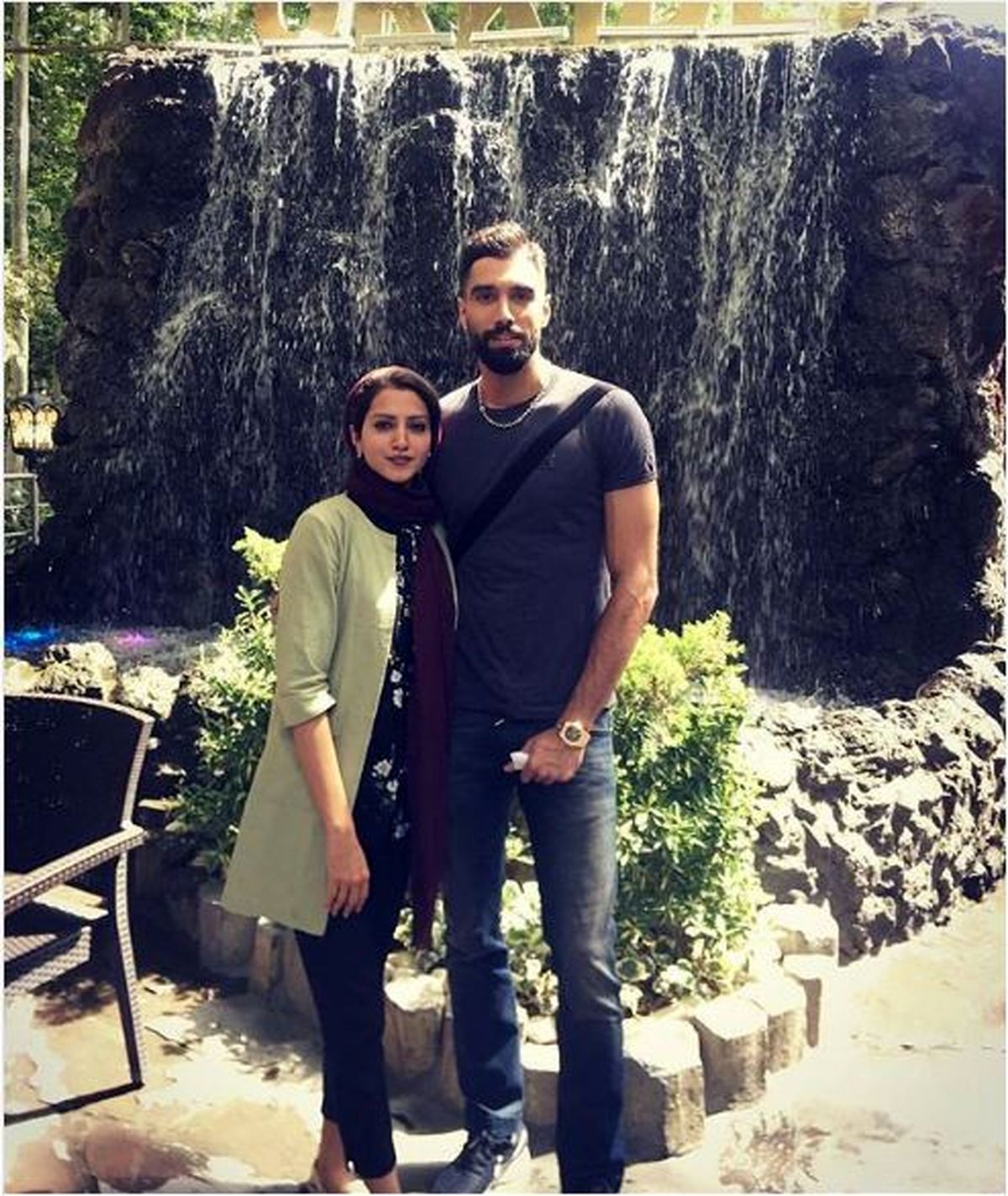 عکس سید محمد موسوی و خواهرش در گردش