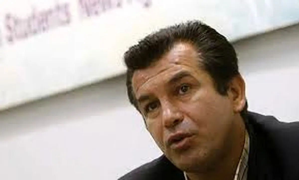 آقای استیلی؛ با فدراسیون فوتبال بجنگ نه کی روش 