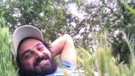 استراحت آقای بازیگر در دل طبیعت با تم‌سیز آبی + عکس