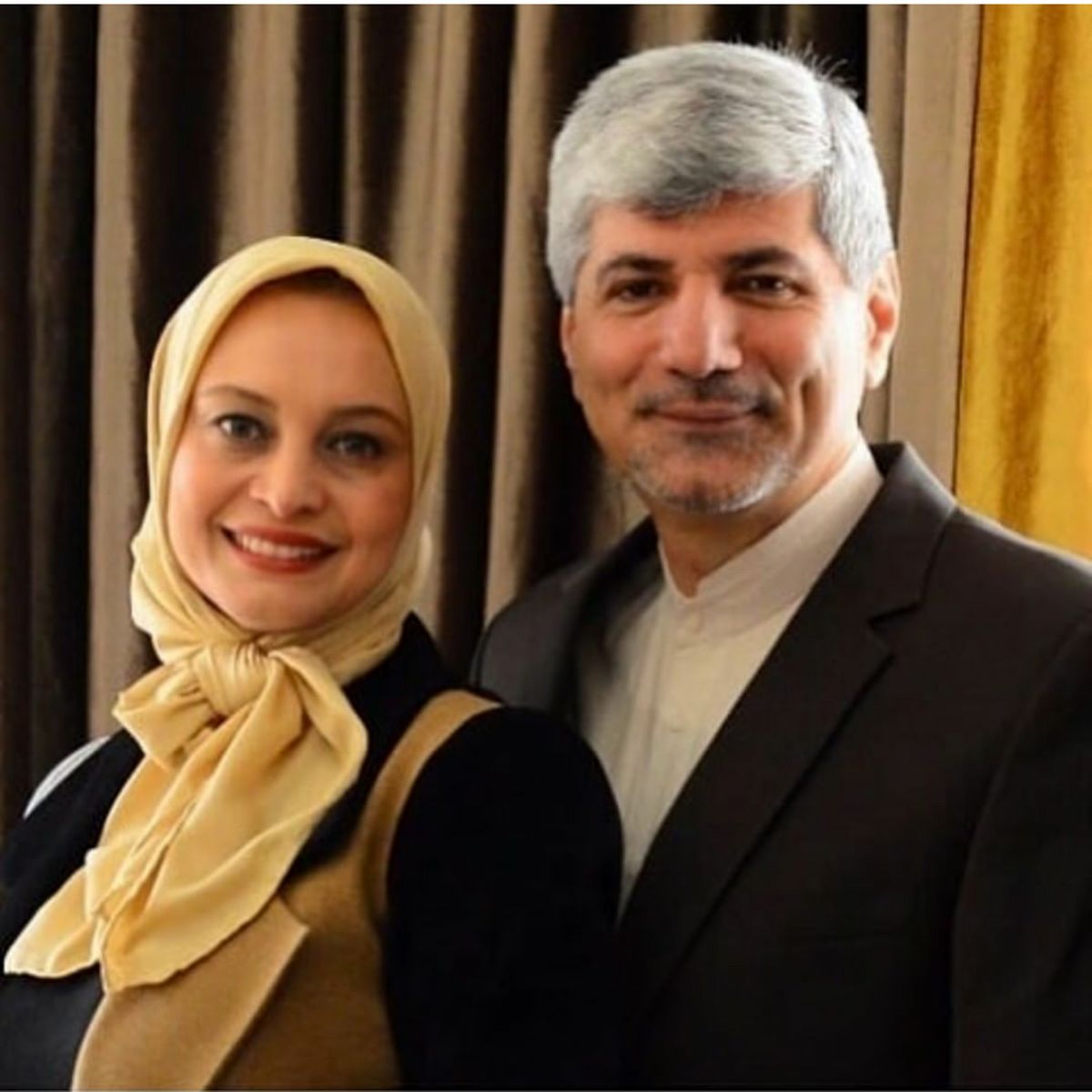 عکس آقای سیاسی و خانم بازیگر