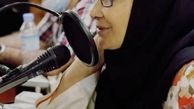 گویندگی مینا نوروزی در رادیو + عکس
