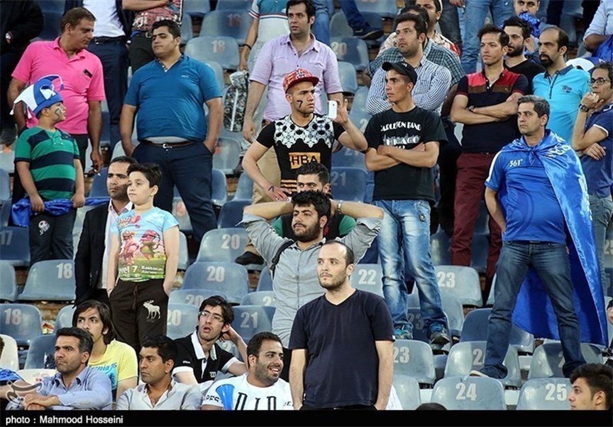 همه بازی‌های استقلال را بدون تماشاگر برگزار کنید! 