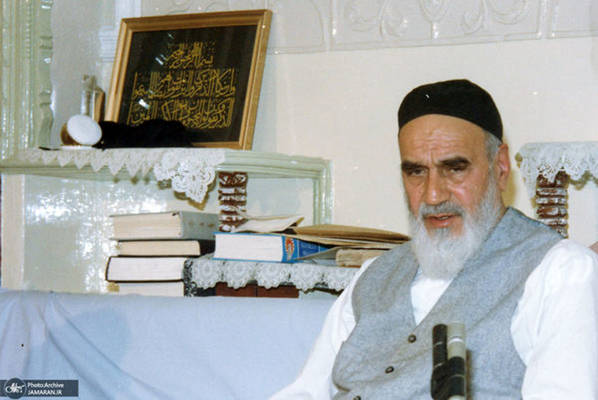 نظر جالب امام خمینی درباره حجاب بازیگران ؛ که از شنیدنش تعجب می کنید !