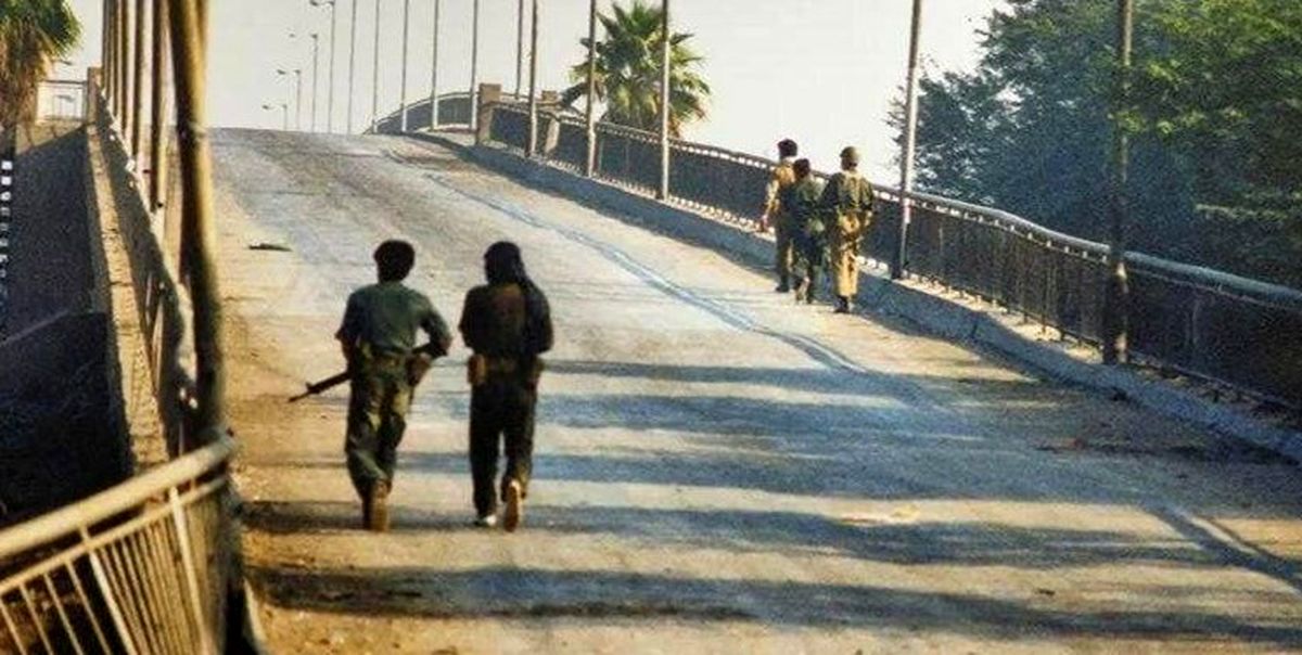 آخرین مدافع خرمشهر قبل از سقوط چه کسی بود ؟
