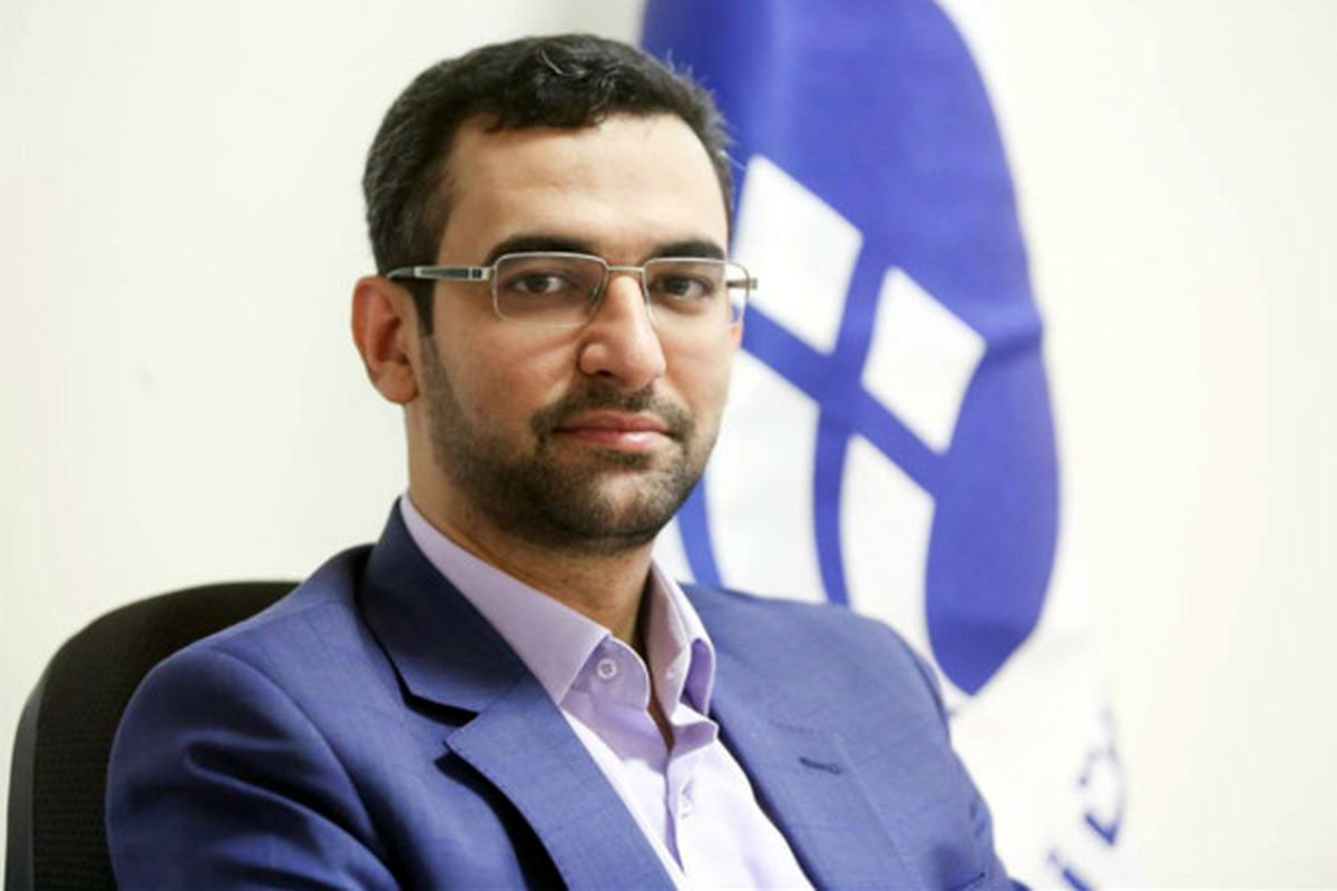 وزیر ارتباطات: قاچاق گوشی به صفر نزدیک می‌شود