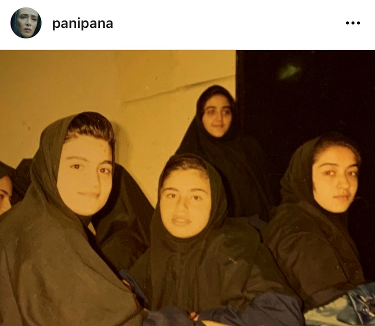 پانته آ پناهی ها پشت نیمکت های مدرسه + عکس