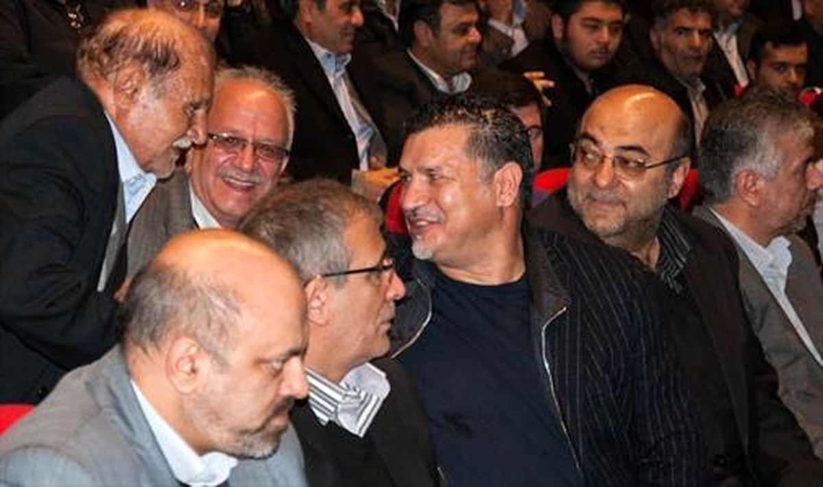 علی دایی: آنها بازیکنانم را آزار ندهند، ما این فصل قهرمانیم!