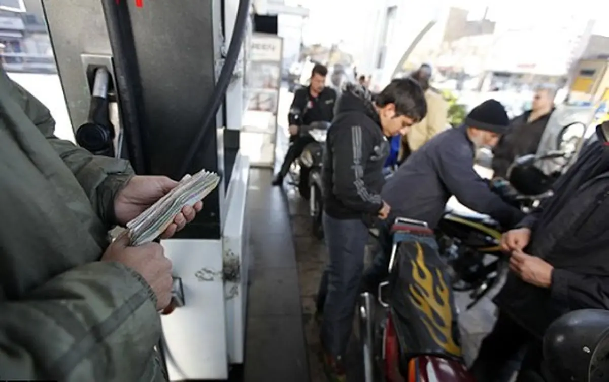 کارگرانی که در پمپبنزینها، سرطان و بیماریهای تنفسی و پوستی میگیرند