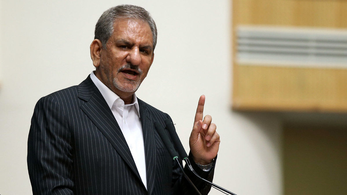 جهانگیری:در مقابل قاچاقچیان ارز کوتاه نمی آییم