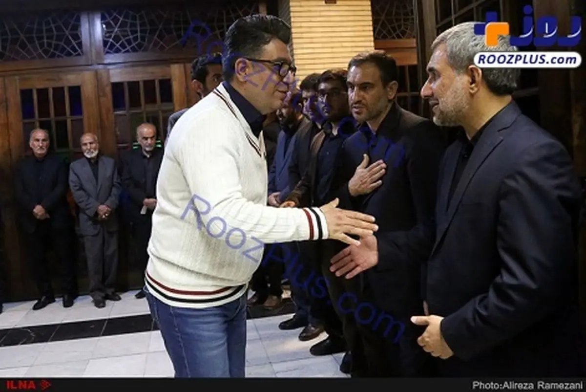فرزند رهبری،رضا رشیدپور و رئیس اطلاعات سپاه در یک مراسم ختم