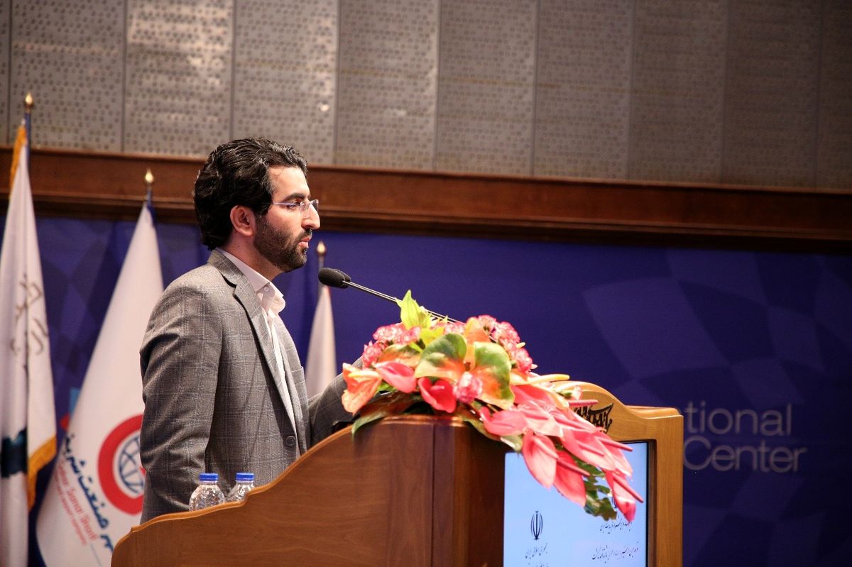 حضور مدیرکل مطالعات اقتصادی مرکز پژوهش های مجلس شورای اسلامی در اولین جشنواره فجر مدیریت ایران