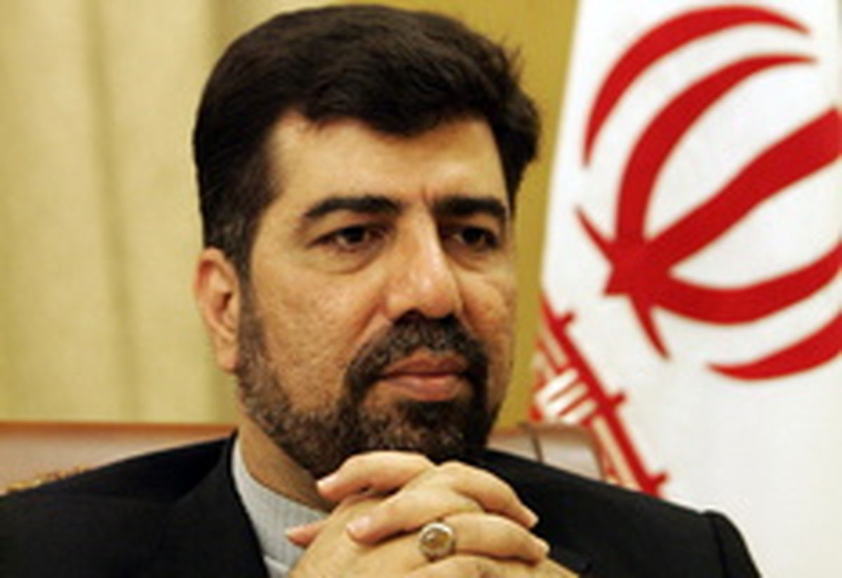 تهدیدکنندگان حمله به سوریه با دم شیر بازی می‌کنند