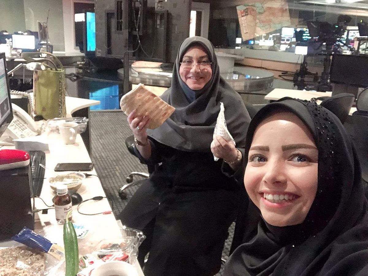 افطاری خبری خانم مجری