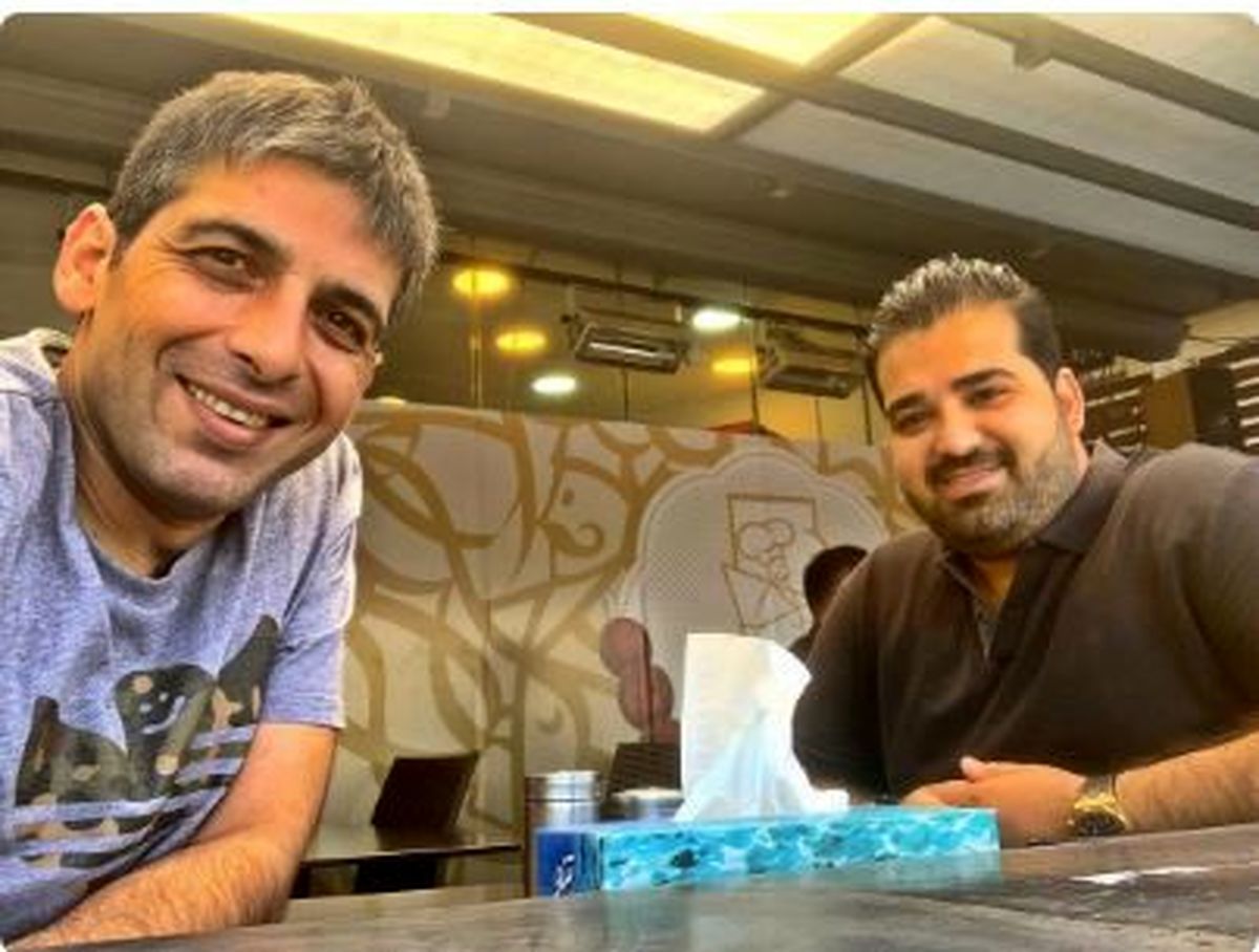رستوران گردی آقای بازیگر و دوستش + عکس