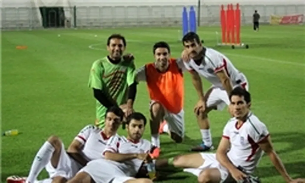 تمرین تیم ملی فوتبال با حضور سفیر ایران در امارات