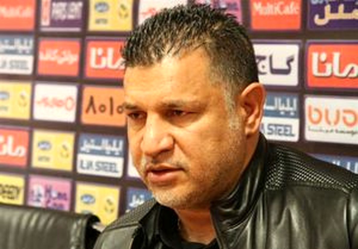 علی دایی به تراکتور نزدیک شد