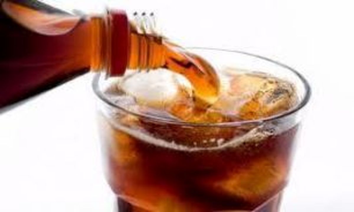 چرا نباید بعد از خوردن نوشابه مسواک بزنیم؟