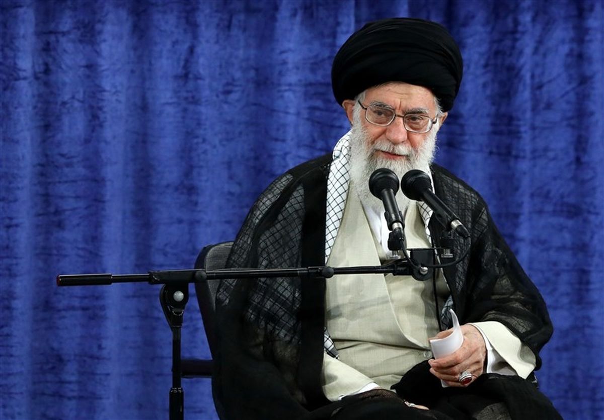 رهبر انقلاب: قدرت‌های شیطانی دائم در حال توطئه علیه ملت ایران هستند/ آمریکا در منطقه شکست خورده است