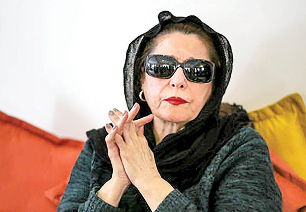 خواننده زن ایرانی تکذیب کرد