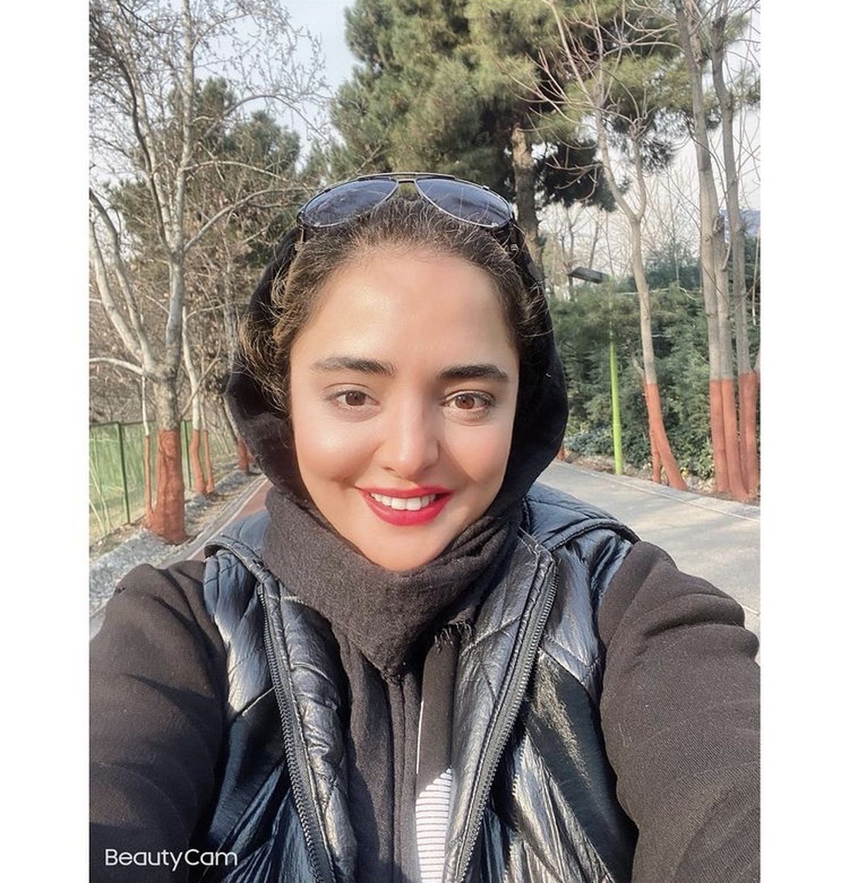 سلفی جدید نرگس محمدی + عکس