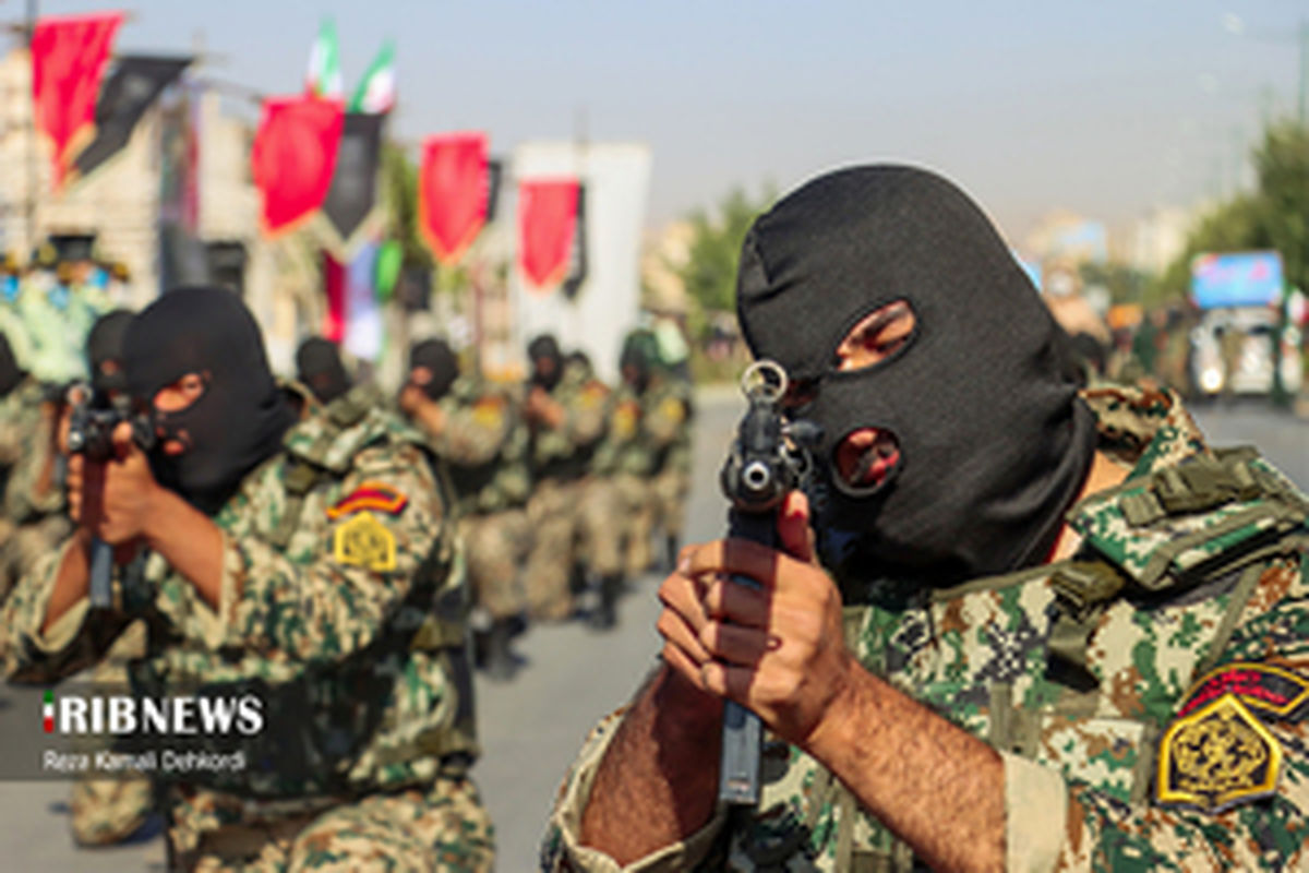 این همه نظامی مسلح در شهرکرد چه کار می کردند ؟ + تصاویر