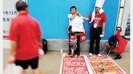 گدایی که پولش را به گداها می دهد! (+عکس)