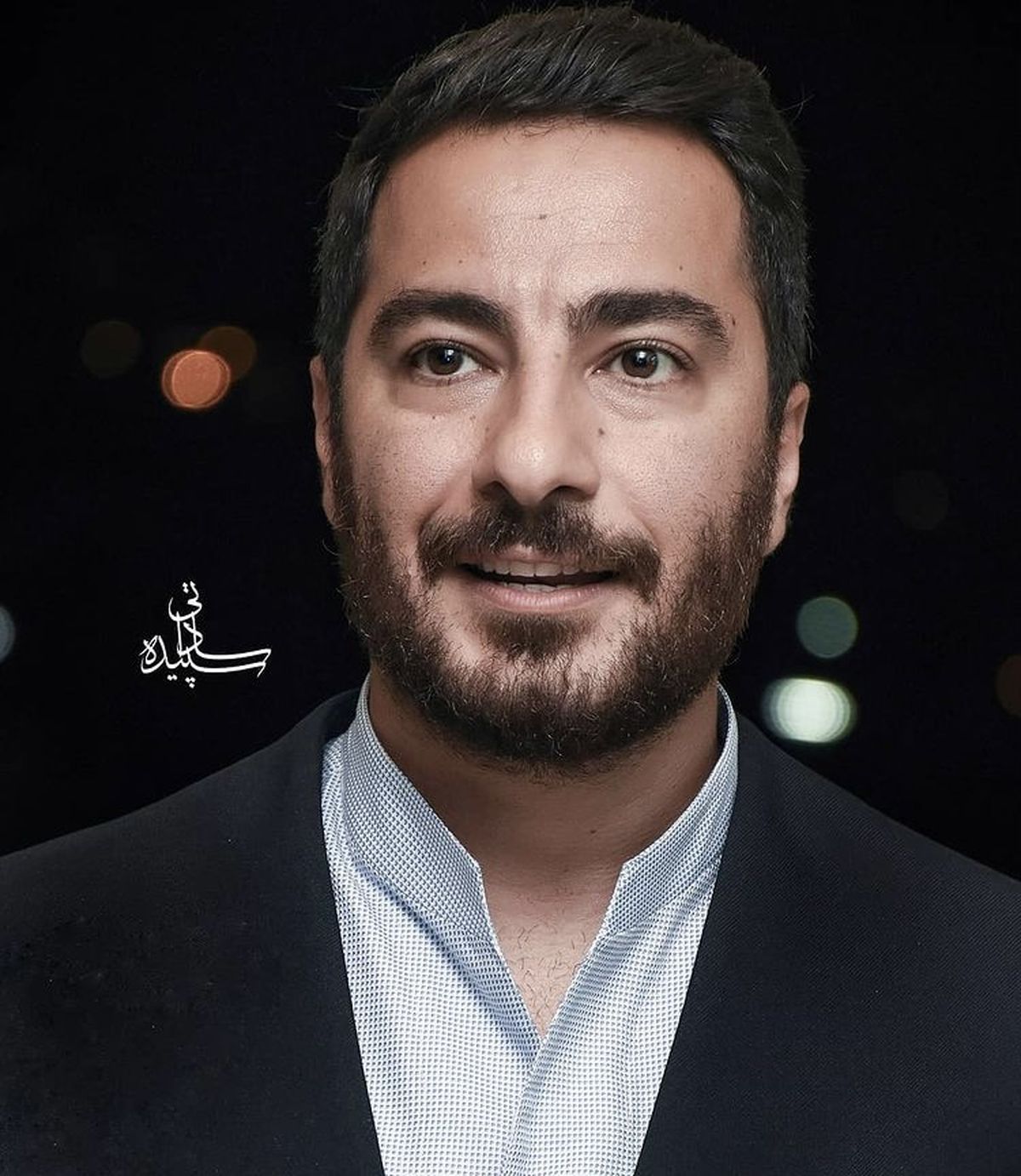 نوید محمدزاده با استایلی رسمی + عکس