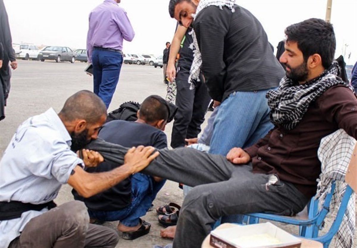 ۷ راهکار برای جلوگیری از "تاول زدن پا" در پیاده‌روی اربعین 