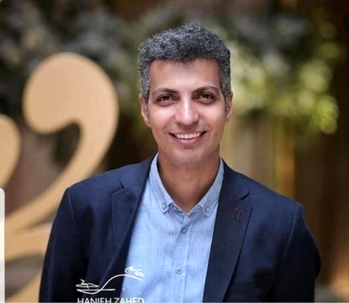 تعجب پرویز پرستویی از تولد بی سر و صدا مجری محبوب