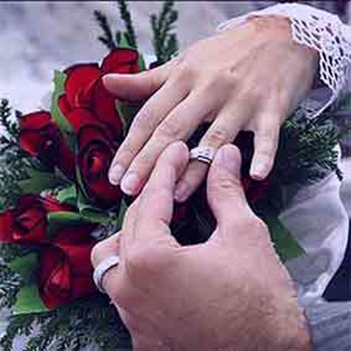 مناسب ترین فاصله بین عقد و عروسی چند ماه است؟