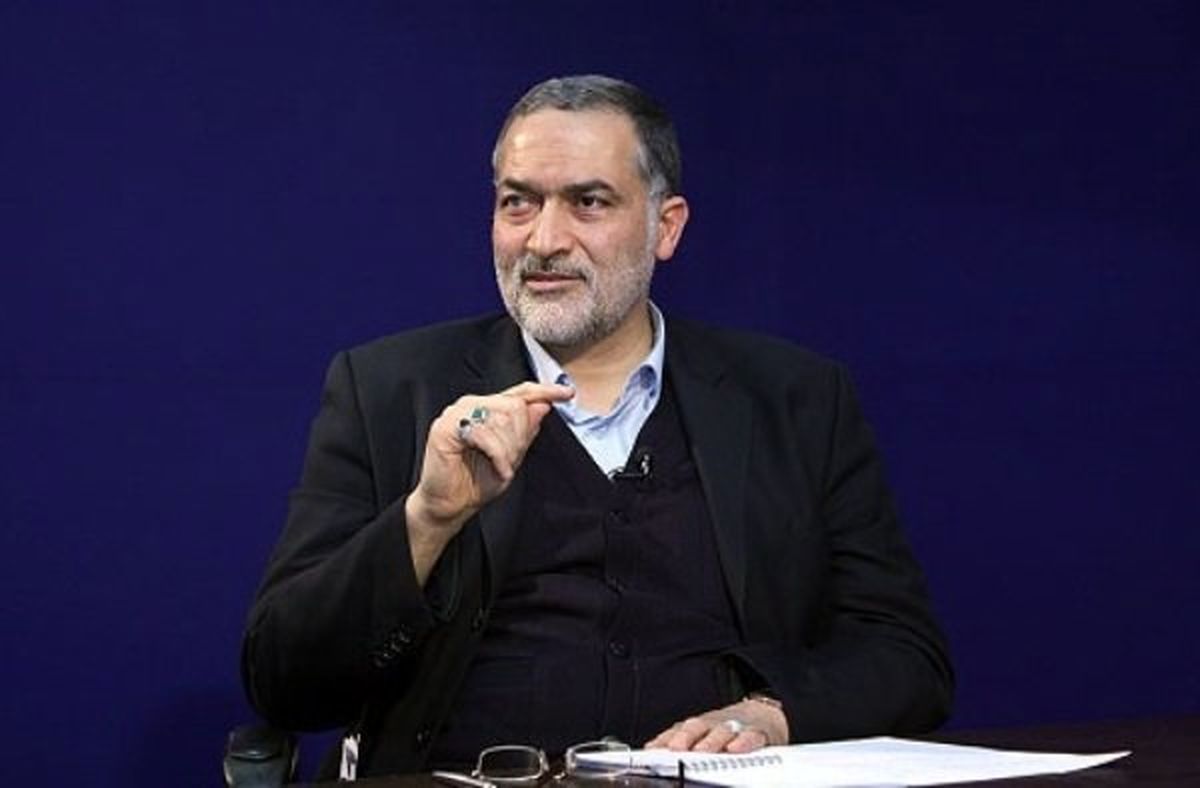 پرداخت حقوق نجومی با پاداش فرق دارد