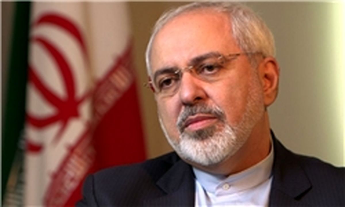 ظریف: هرگز برای چشمک زدن به خارجی‌ها در وزارت تغییراتی داده نشد