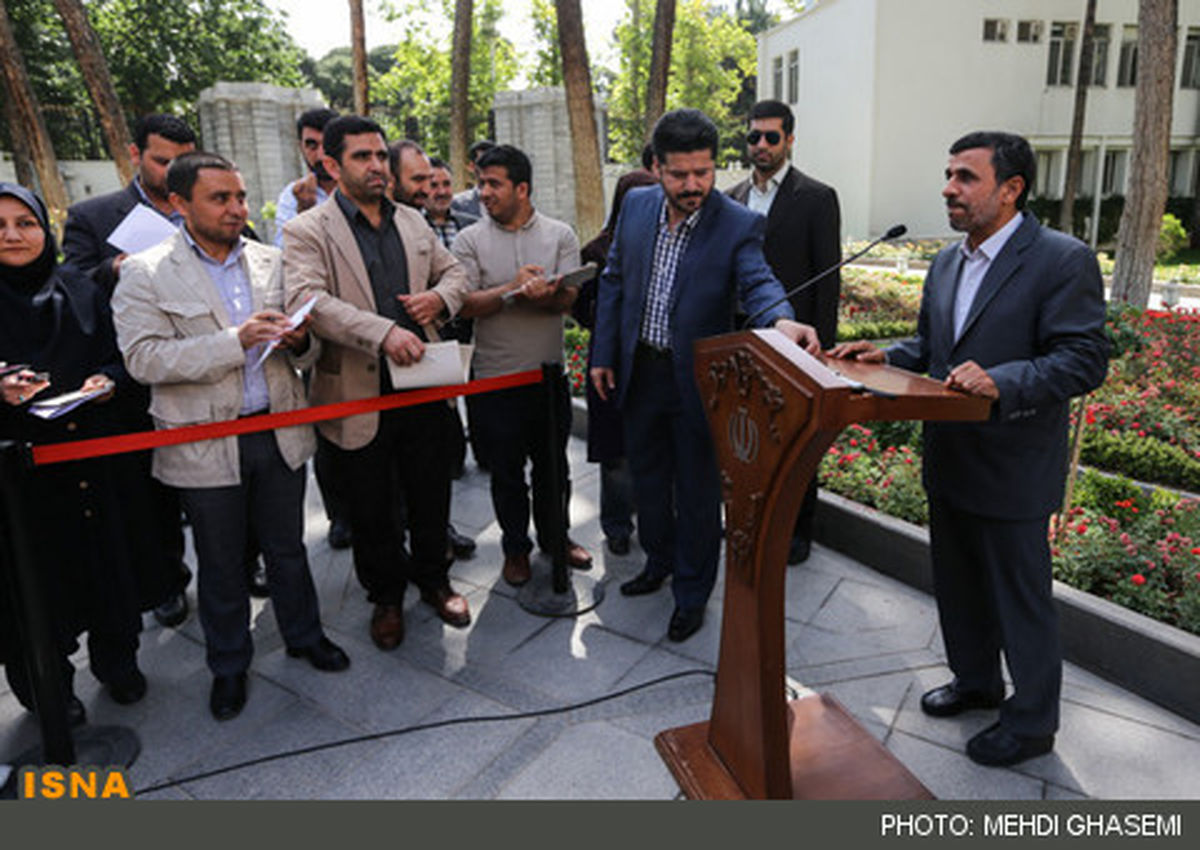 احمدی‌نژاد: در حال اسباب‌کشی به نارمک هستیم