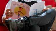 کتابخوانی عمو پورنگ در طبیعت + عکس