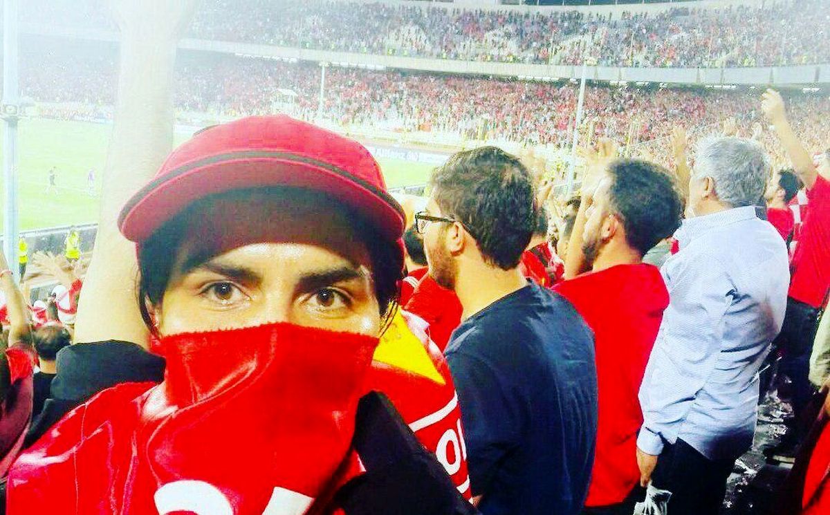 حضور تماشاگر خانم در ورزشگاه در بازی پرسپولیس 
