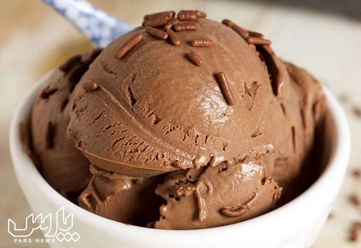 طرز تهیه بستنی شکلاتی خوشمزه و مخصوص به روش بازاری