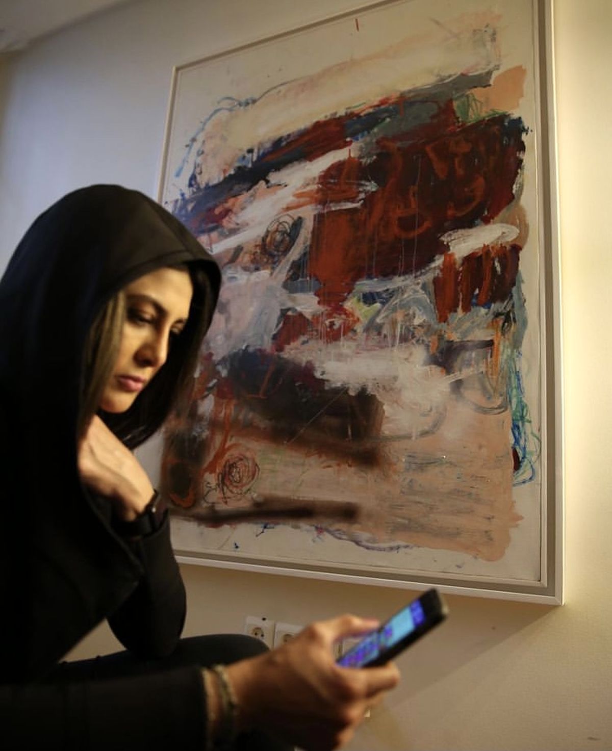 آزاده صمدی در خانه زیبایش + عکس