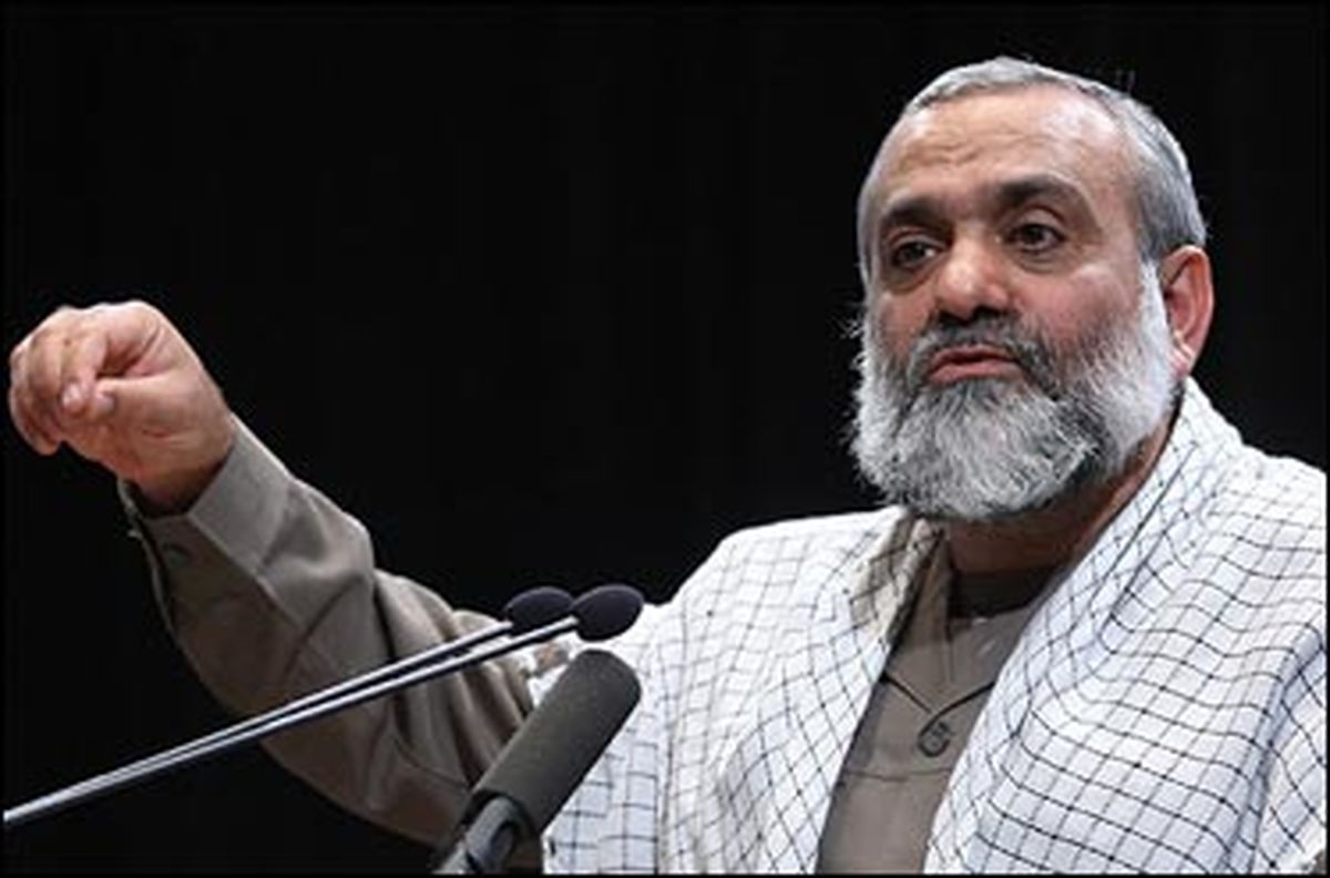 سردار نقدی: کت و شلوار برای ما نیست
