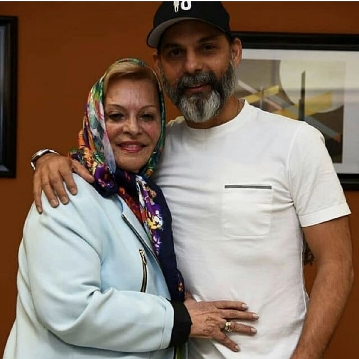پیمان معادی و مادرش + عکس
