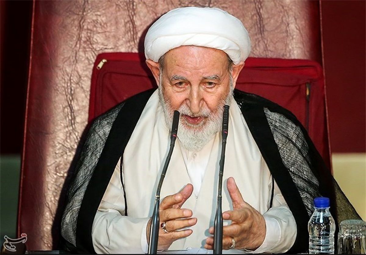آیت‌الله یزدی: روحانی نباید تشریفاتی باشد 