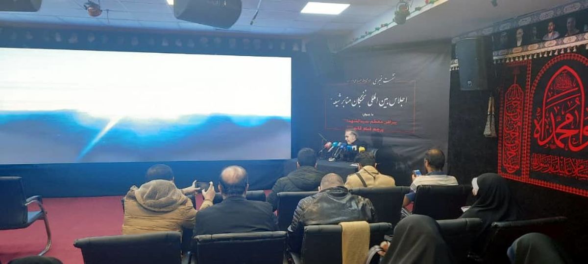 پیراهن سیدالشهدا علیه السلام نمادی که می‌تواند جای خالی نماد در شیعه را پر کند!
